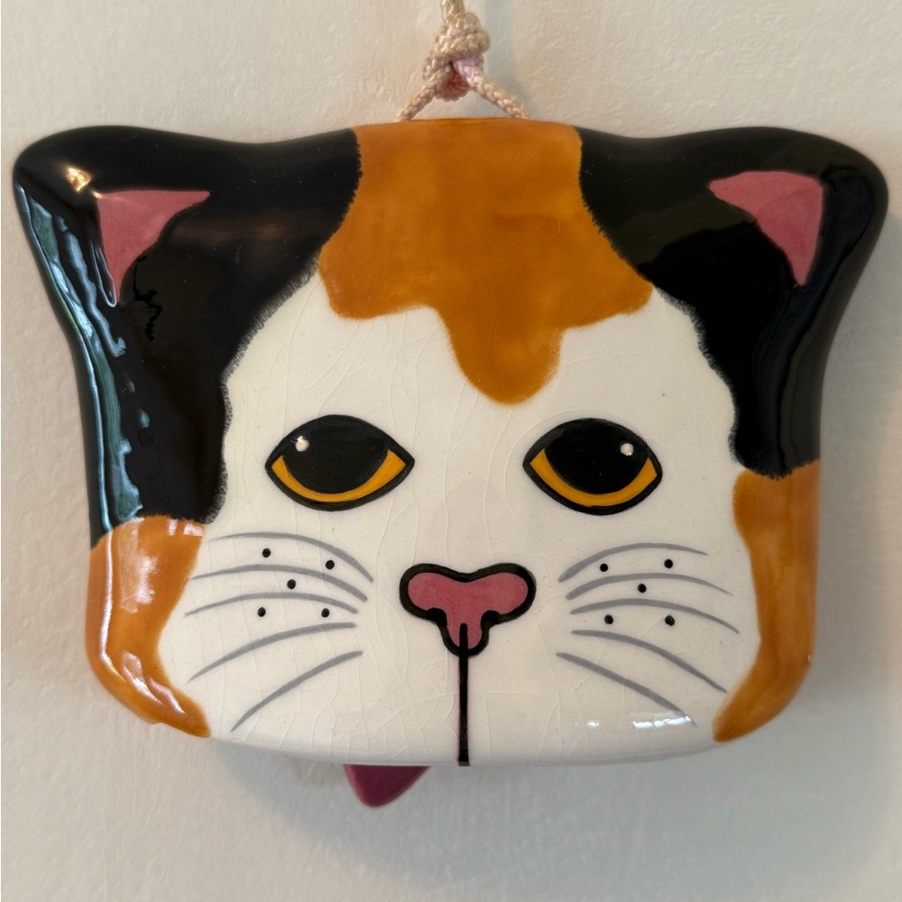 Vintage Ceramic Cat with Tongue Clacker